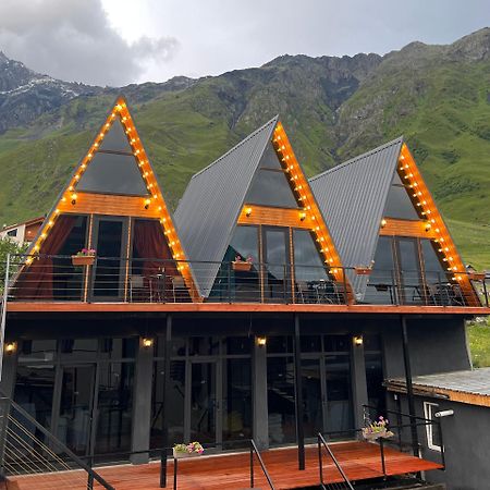 Hotel Pyramid Kazbegi Zewnętrze zdjęcie